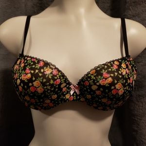 Victoria Secret Coussine 32C